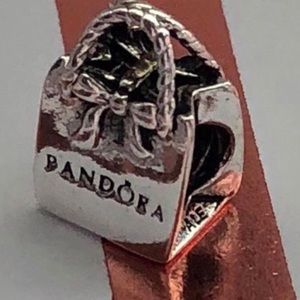 PANDORA CHARM